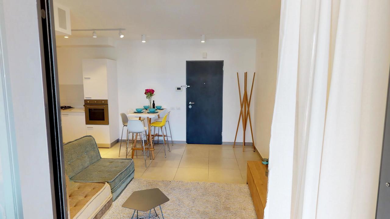 Апартаменти 1Bd W/Balcony Near Rothchild By Sea N' Rent Тель-Авів Екстер'єр фото
